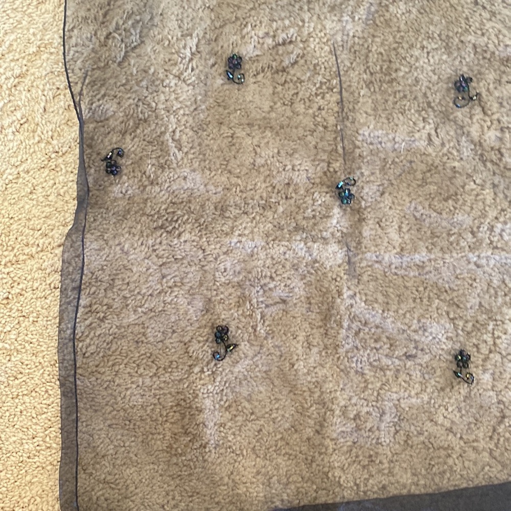 Shawl - Picture 3 of 3
